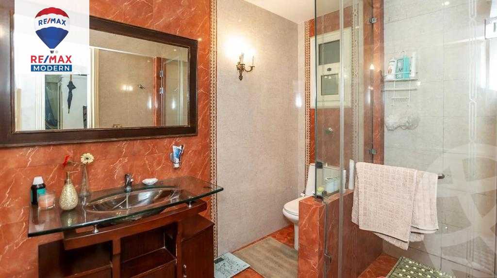 https://aqarmap.com.eg/en/listing/4231037-for-sale-alexandria-kafr-abdo-shr-lsyd-skyn-bnt-lhsyn