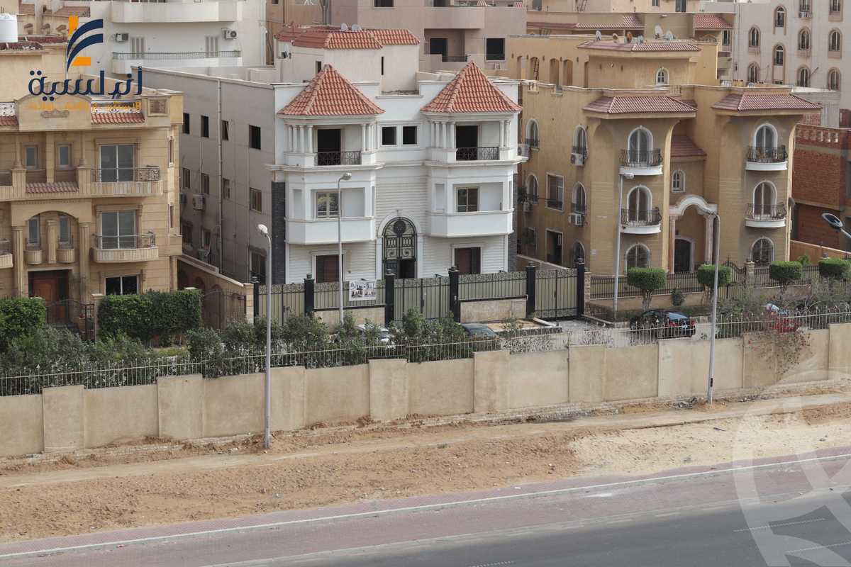 https://aqarmap.com.eg/en/listing/3968846-for-sale-cairo-new-cairo-jml-bd-lnsr