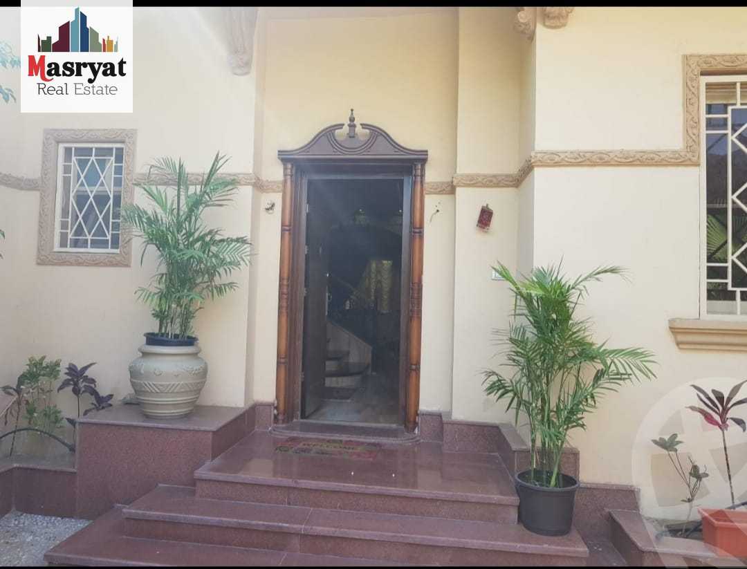 https://aqarmap.com.eg/en/listing/4094475-for-sale-cairo-new-cairo-compounds-moon-valley