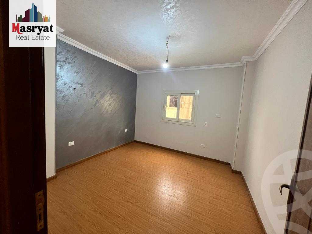 https://aqarmap.com.eg/en/listing/4095109-for-sale-cairo-new-cairo-sharq-el-akadamiya-al-tahrir-st