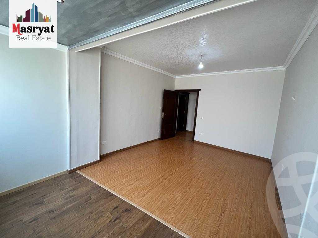 https://aqarmap.com.eg/en/listing/4095109-for-sale-cairo-new-cairo-sharq-el-akadamiya-al-tahrir-st