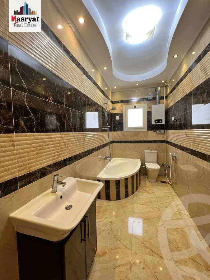 https://aqarmap.com.eg/en/listing/4095109-for-sale-cairo-new-cairo-sharq-el-akadamiya-al-tahrir-st