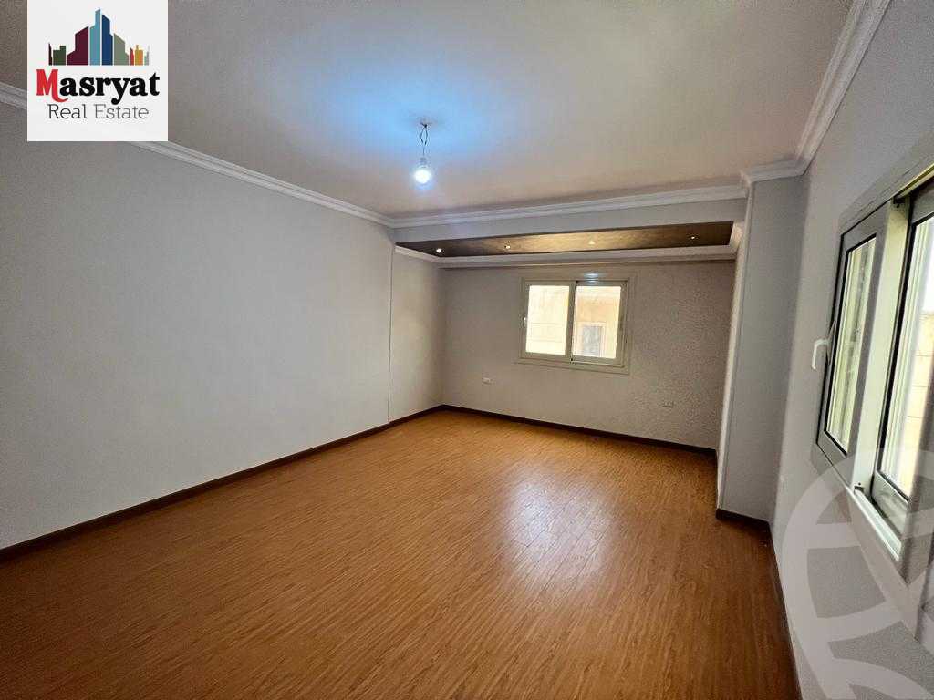 https://aqarmap.com.eg/en/listing/4095109-for-sale-cairo-new-cairo-sharq-el-akadamiya-al-tahrir-st