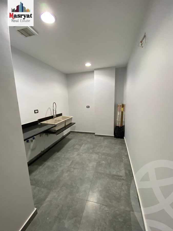 https://aqarmap.com.eg/en/listing/4131761-for-sale-cairo-new-cairo-compounds-lakeview-residence