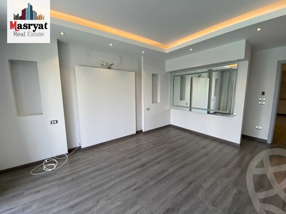 https://aqarmap.com.eg/en/listing/4131761-for-sale-cairo-new-cairo-compounds-lakeview-residence