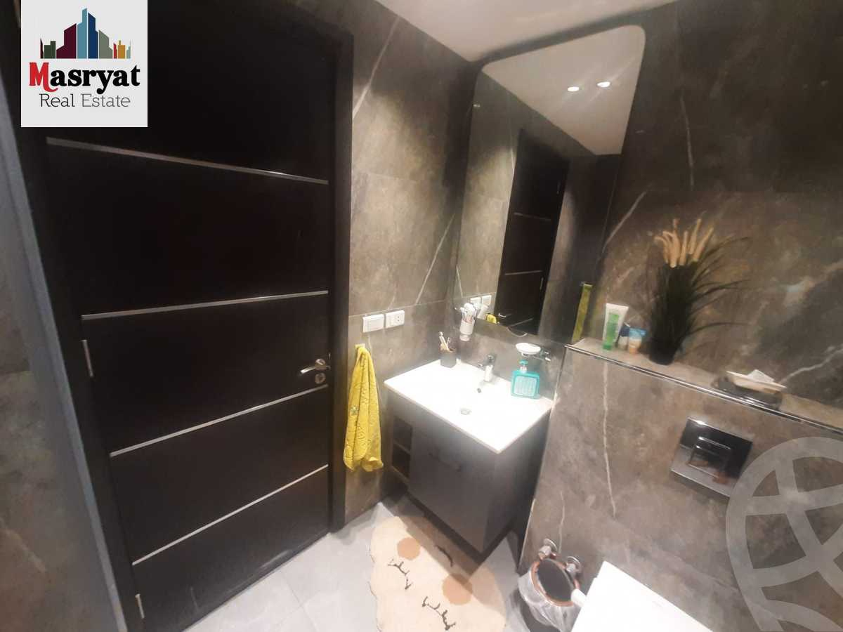 https://aqarmap.com.eg/en/listing/4254415-for-sale-cairo-new-cairo-compounds-the-square