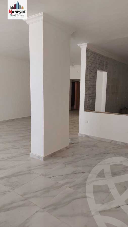 https://aqarmap.com.eg/ar/listing/4371331-for-sale-cairo-new-cairo-compounds-dh-ykwn-ryzdns-styl-hwm