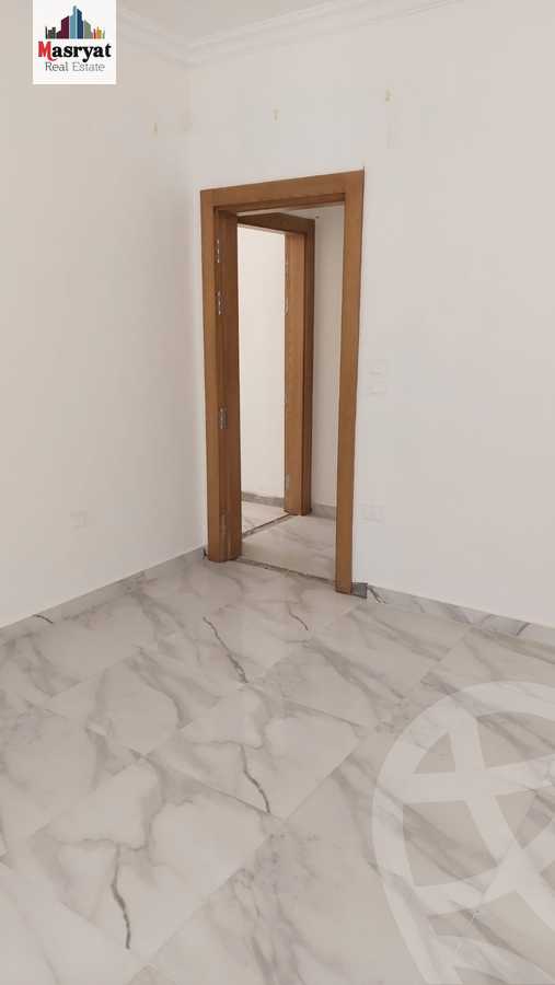 https://aqarmap.com.eg/ar/listing/4371331-for-sale-cairo-new-cairo-compounds-dh-ykwn-ryzdns-styl-hwm