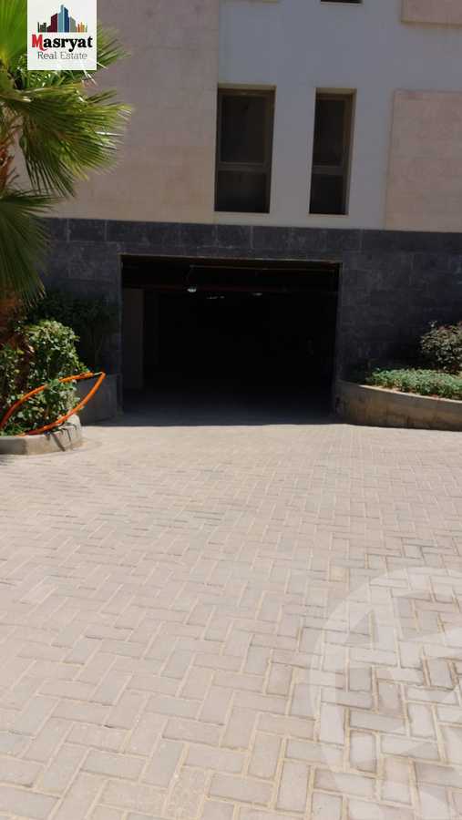 https://aqarmap.com.eg/ar/listing/4371331-for-sale-cairo-new-cairo-compounds-dh-ykwn-ryzdns-styl-hwm