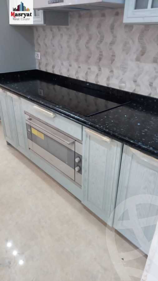 https://aqarmap.com.eg/ar/listing/4371791-for-rent-cairo-new-cairo-compounds-remas