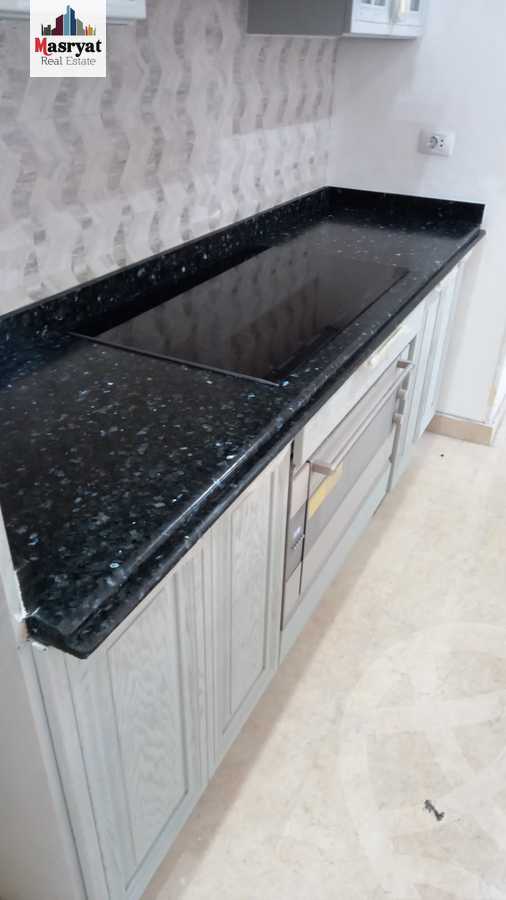 https://aqarmap.com.eg/ar/listing/4371791-for-rent-cairo-new-cairo-compounds-remas