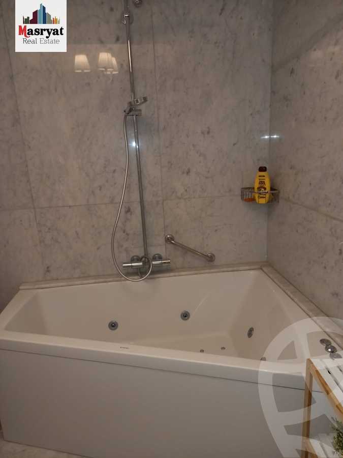 https://aqarmap.com.eg/ar/listing/4376252-for-rent-cairo-new-cairo-compounds-remas