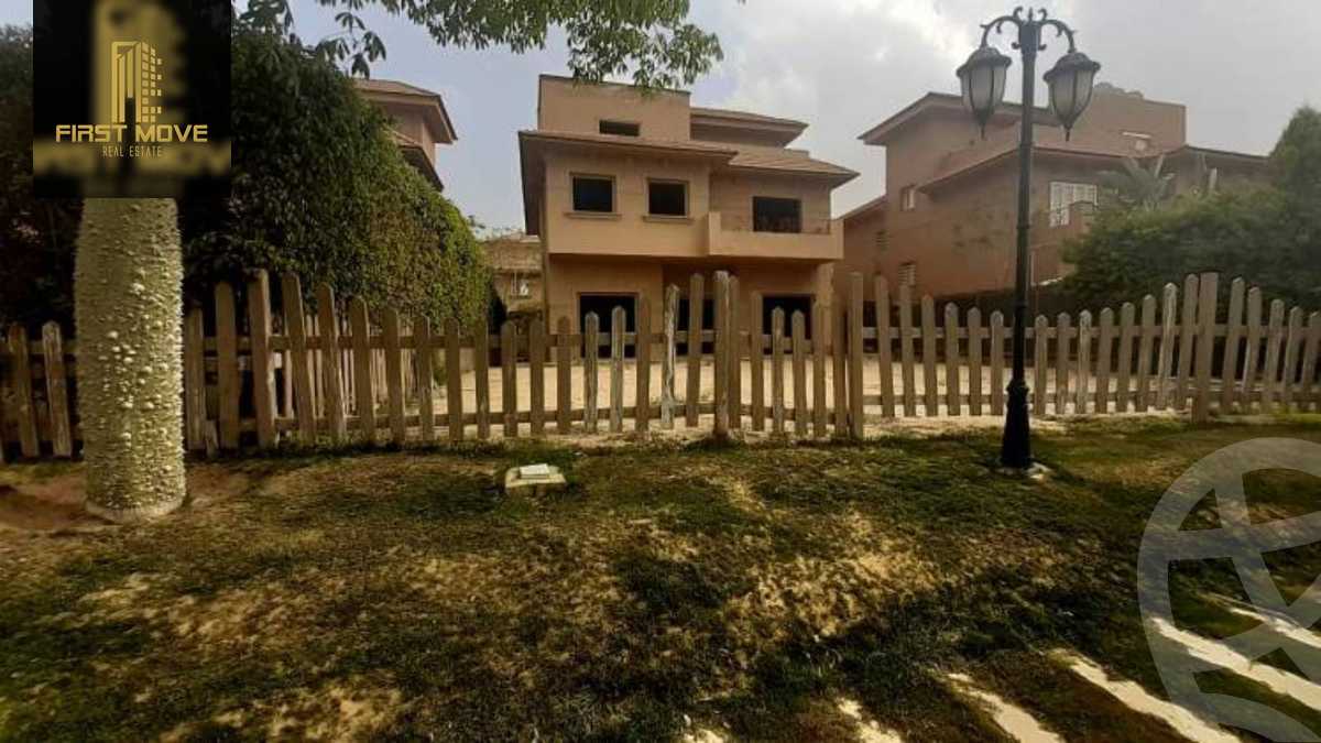 https://aqarmap.com.eg/en/listing/5888857-for-sale-cairo-new-cairo-compounds-moon-valley