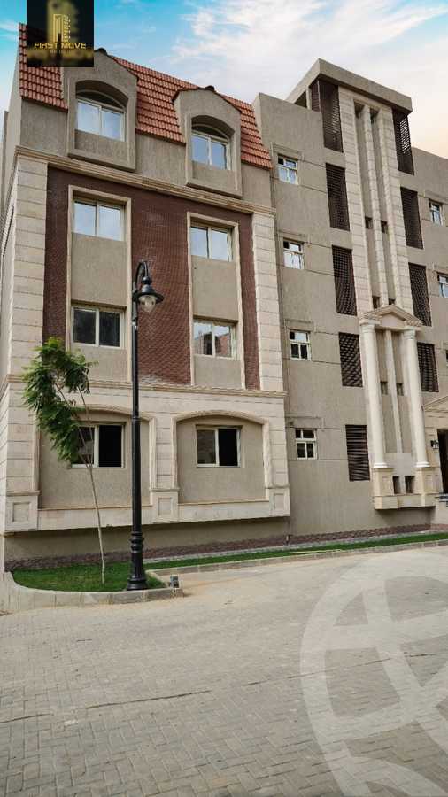 https://aqarmap.com.eg/en/listing/4010593-for-sale-cairo-new-cairo-compounds-rock-vera