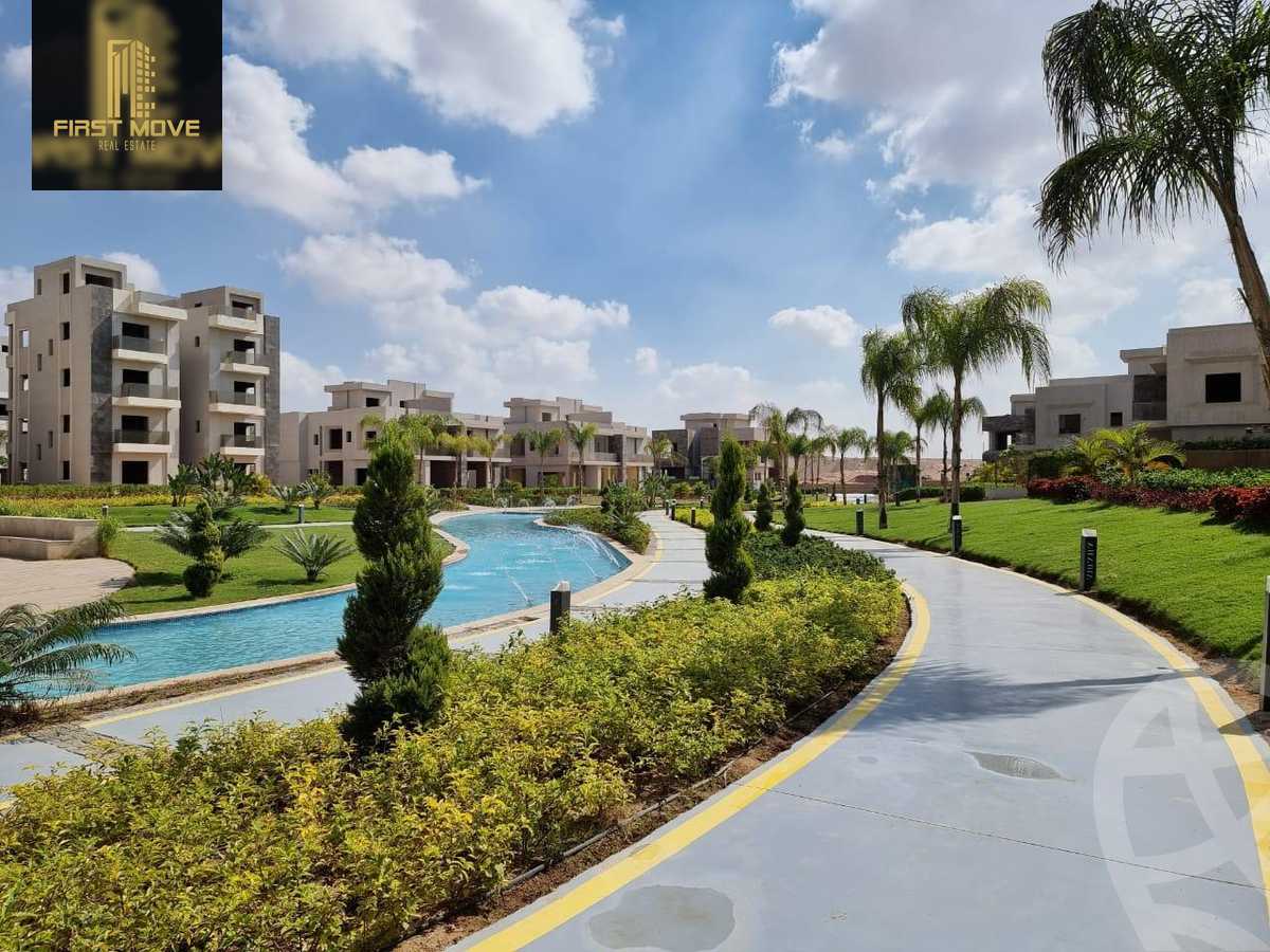 https://aqarmap.com.eg/en/listing/5728433-for-sale-cairo-new-cairo-compounds-moon-valley