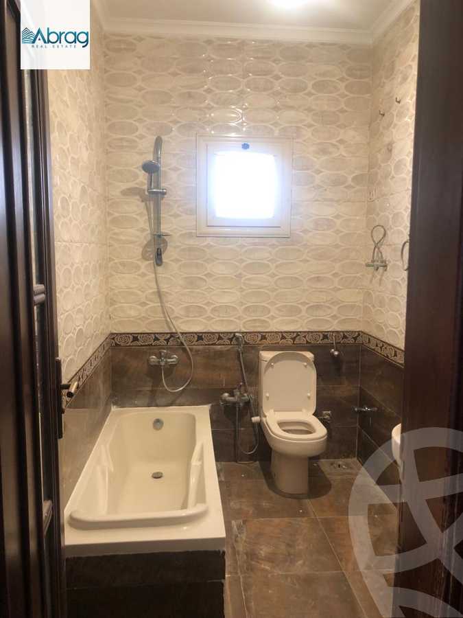 https://aqarmap.com.eg/ar/listing/3646199-for-sale-cairo-el-sheikh-zayed-city-compounds-in-sheikh-zayed-beverly-hills