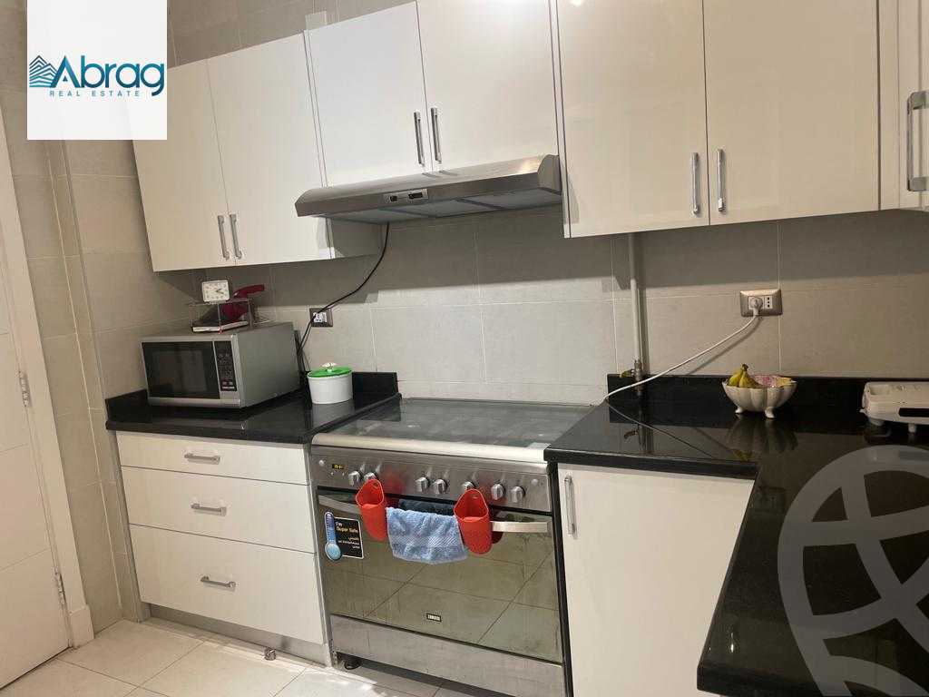 https://aqarmap.com.eg/ar/listing/4005773-for-rent-cairo-6th-of-october-compound-palm-parks