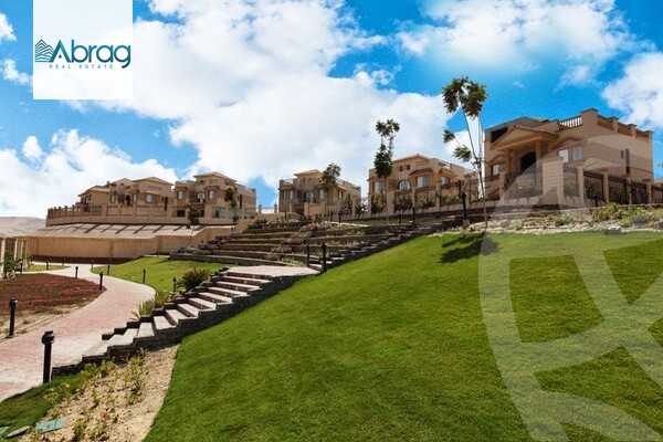 https://aqarmap.com.eg/ar/listing/4070896-for-sale-cairo-el-sheikh-zayed-city-compounds-in-sheikh-zayed-royal-city