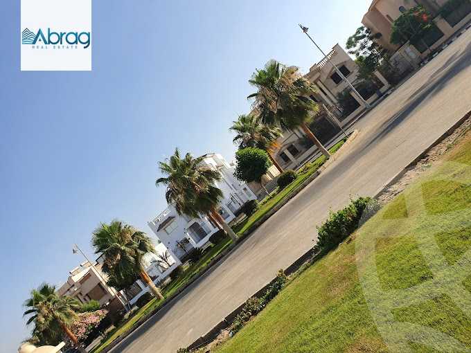 https://aqarmap.com.eg/ar/listing/4070896-for-sale-cairo-el-sheikh-zayed-city-compounds-in-sheikh-zayed-royal-city