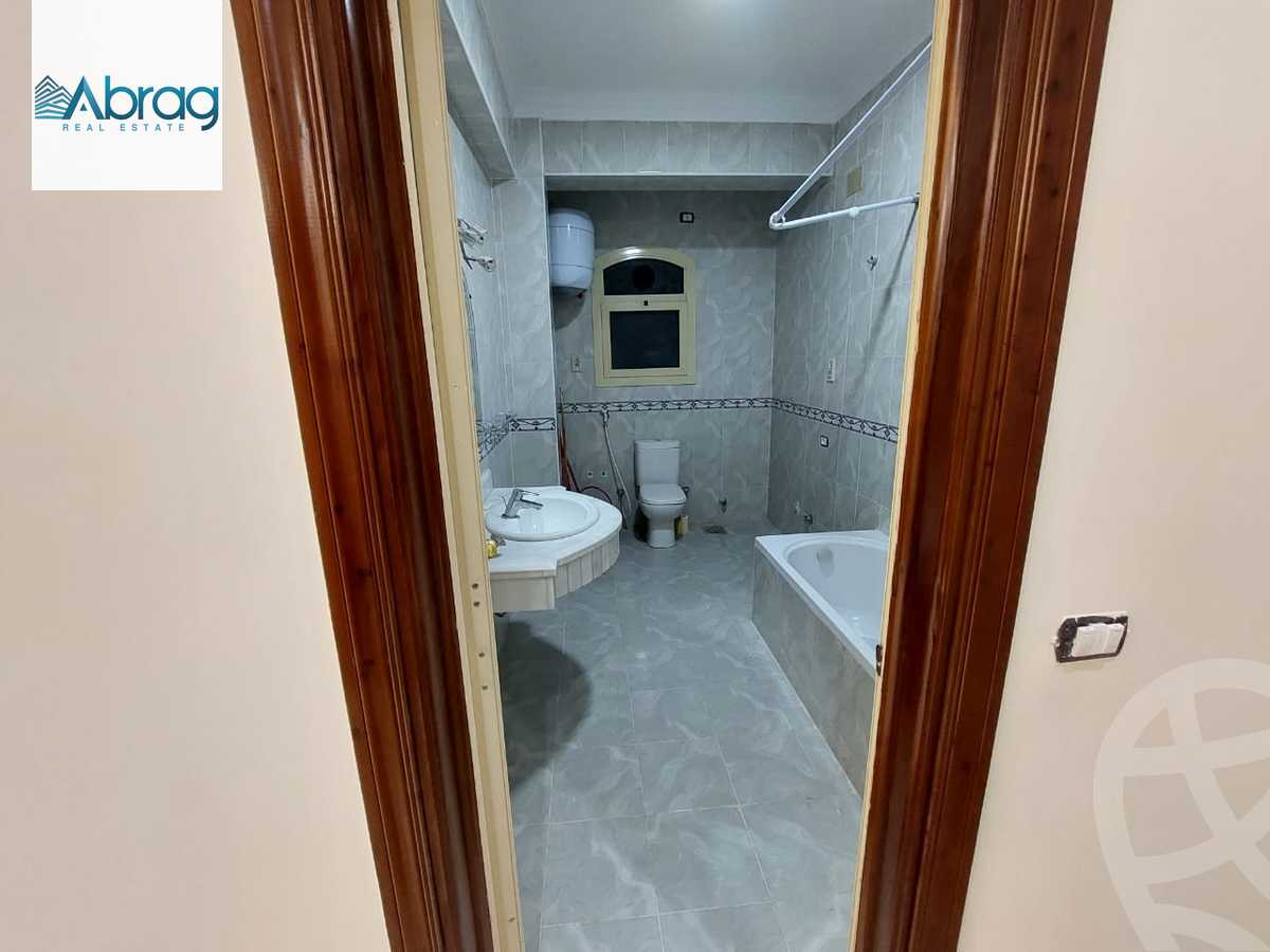 https://aqarmap.com.eg/ar/listing/5034320-for-rent-cairo-el-sheikh-zayed-city-compounds-greens