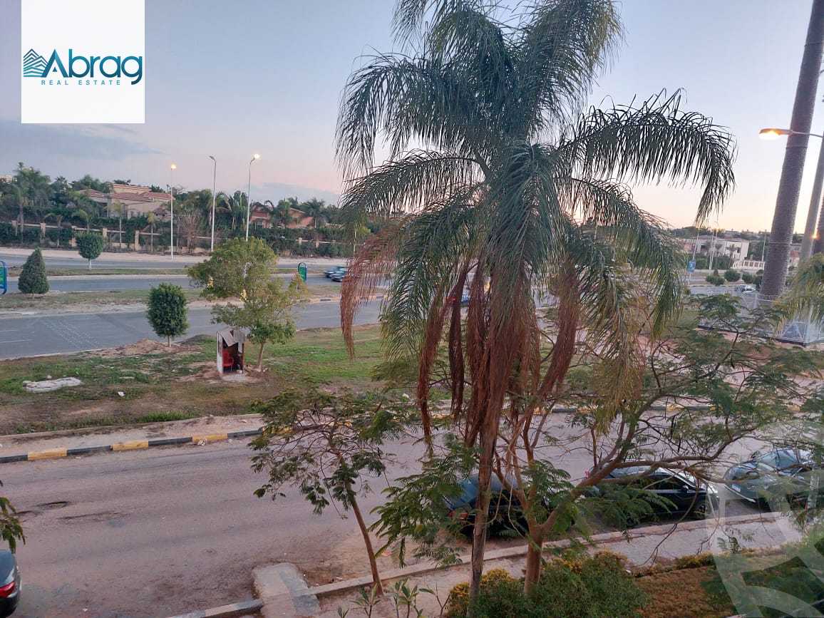 https://aqarmap.com.eg/ar/listing/5034320-for-rent-cairo-el-sheikh-zayed-city-compounds-greens