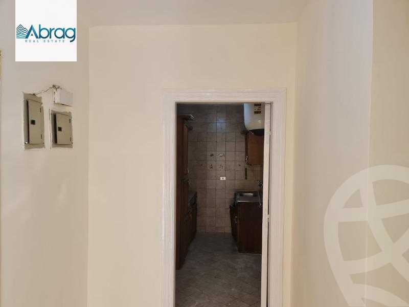 https://aqarmap.com.eg/en/listing/5219805-for-sale-cairo-el-sheikh-zayed-city-compounds-zayed-2000