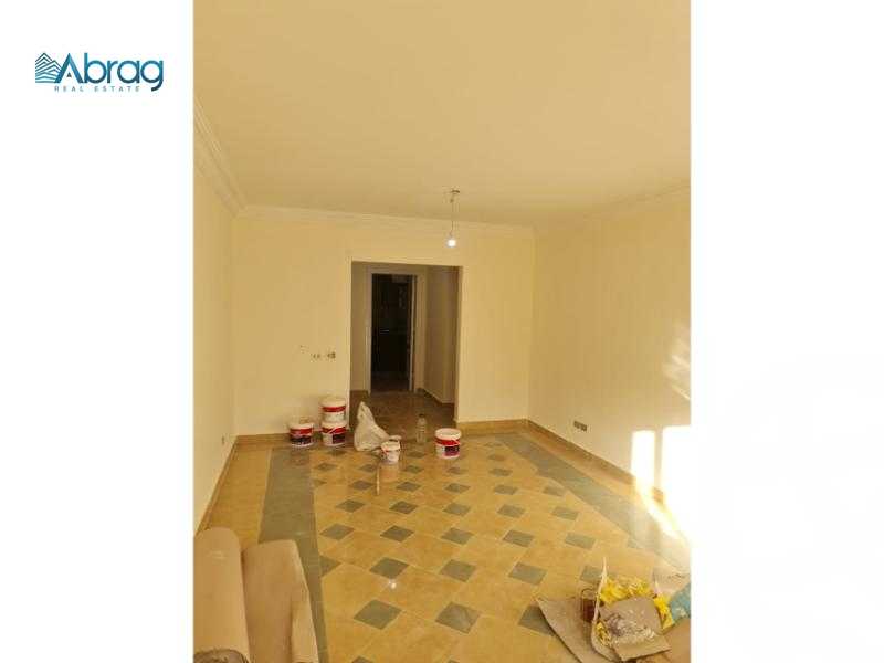 https://aqarmap.com.eg/en/listing/5219805-for-sale-cairo-el-sheikh-zayed-city-compounds-zayed-2000