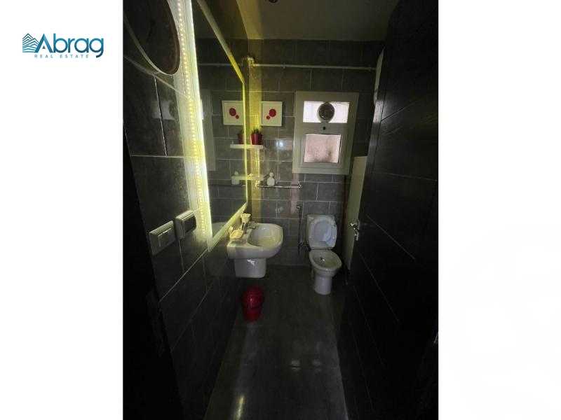 https://aqarmap.com.eg/en/listing/5221014-for-rent-cairo-el-sheikh-zayed-city-compounds-dh-drys
