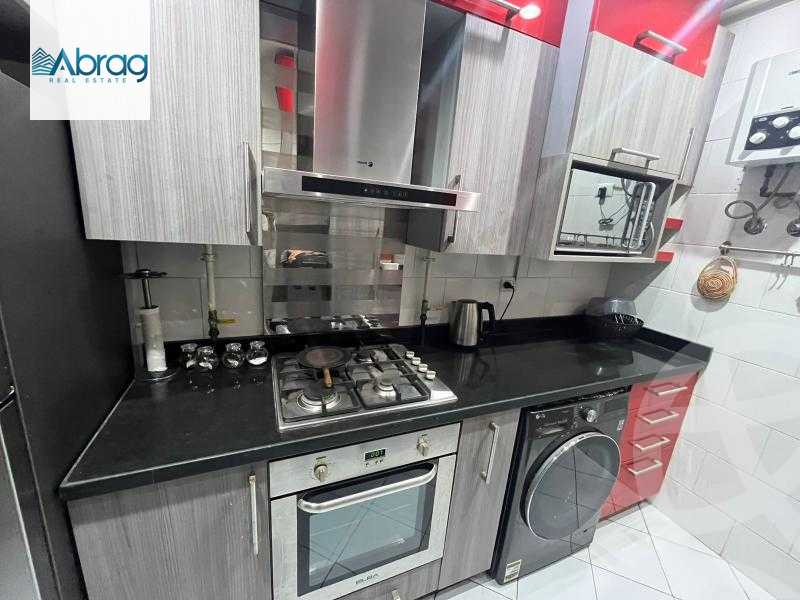 https://aqarmap.com.eg/en/listing/5221014-for-rent-cairo-el-sheikh-zayed-city-compounds-dh-drys