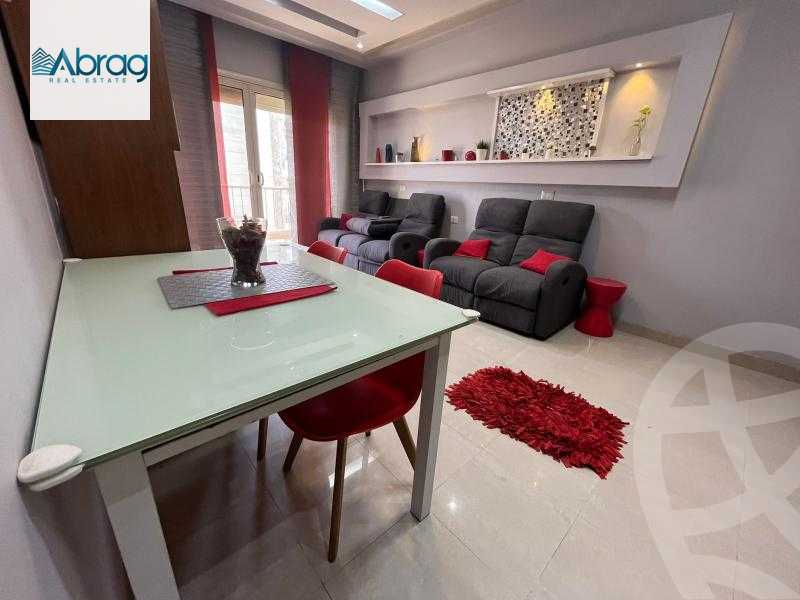 https://aqarmap.com.eg/en/listing/5221014-for-rent-cairo-el-sheikh-zayed-city-compounds-dh-drys