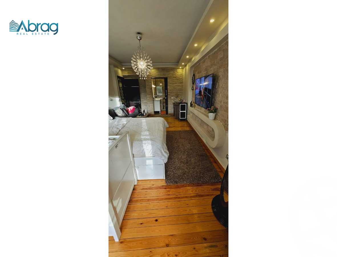 https://aqarmap.com.eg/en/listing/5238353-for-sale-cairo-el-sheikh-zayed-city-compounds-hadayek-el-mohandiseen
