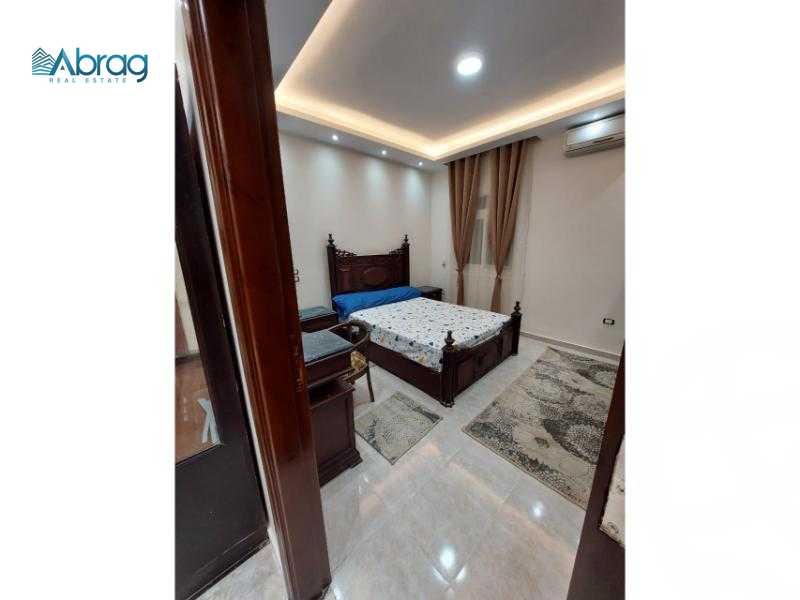 https://aqarmap.com.eg/ar/listing/5252975-for-rent-cairo-el-sheikh-zayed-city-el-hay-elsabeaa-lsf