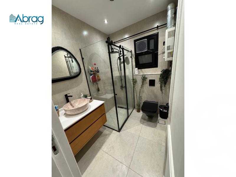 https://aqarmap.com.eg/ar/listing/5262828-for-sale-cairo-el-sheikh-zayed-city-compounds-hadayek-el-mohandiseen