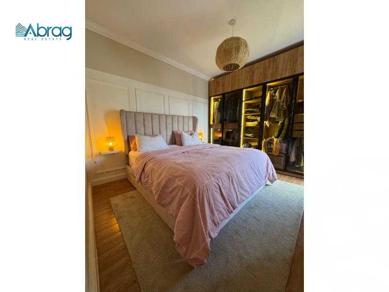 https://aqarmap.com.eg/ar/listing/5262828-for-sale-cairo-el-sheikh-zayed-city-compounds-hadayek-el-mohandiseen
