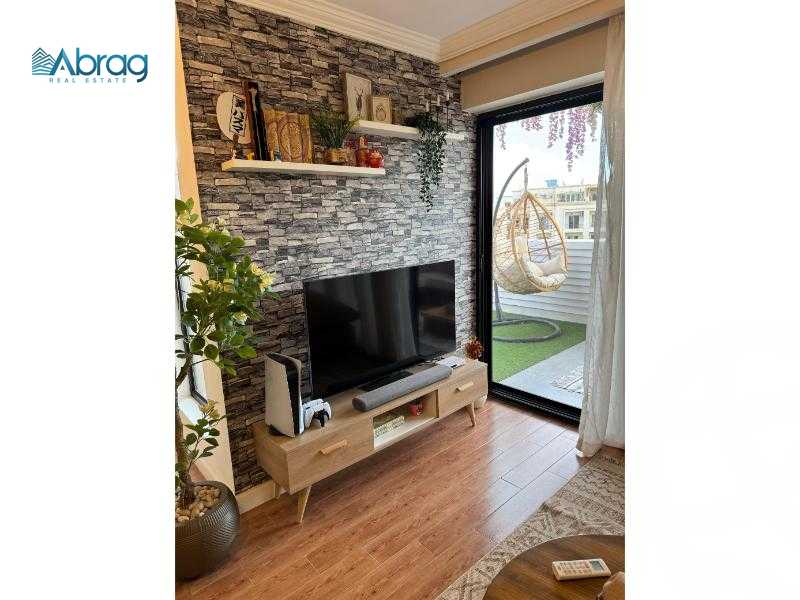 https://aqarmap.com.eg/ar/listing/5262828-for-sale-cairo-el-sheikh-zayed-city-compounds-hadayek-el-mohandiseen