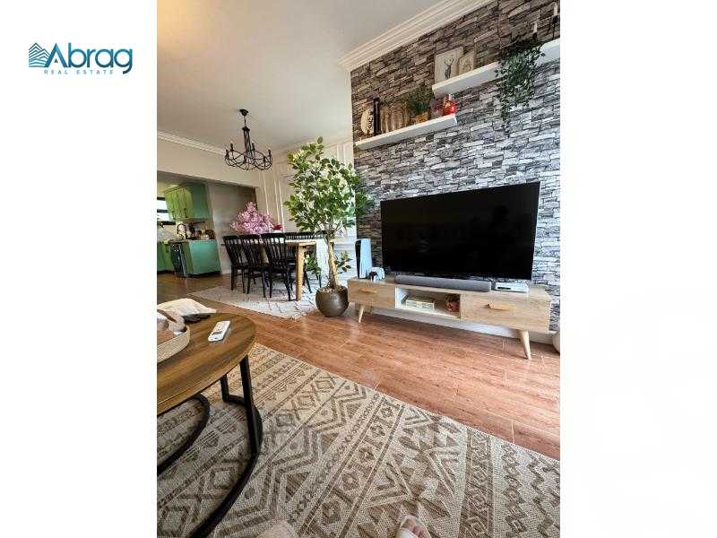 https://aqarmap.com.eg/ar/listing/5262828-for-sale-cairo-el-sheikh-zayed-city-compounds-hadayek-el-mohandiseen