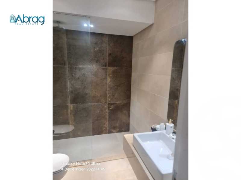 https://aqarmap.com.eg/ar/listing/5288100-for-sale-cairo-el-sheikh-zayed-city-compounds-kmbwnd-fyldj-wyst-dr-llttwyr
