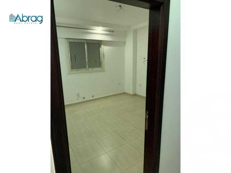 https://aqarmap.com.eg/en/listing/5443051-for-rent-cairo-el-sheikh-zayed-city-el-hay-elthamen
