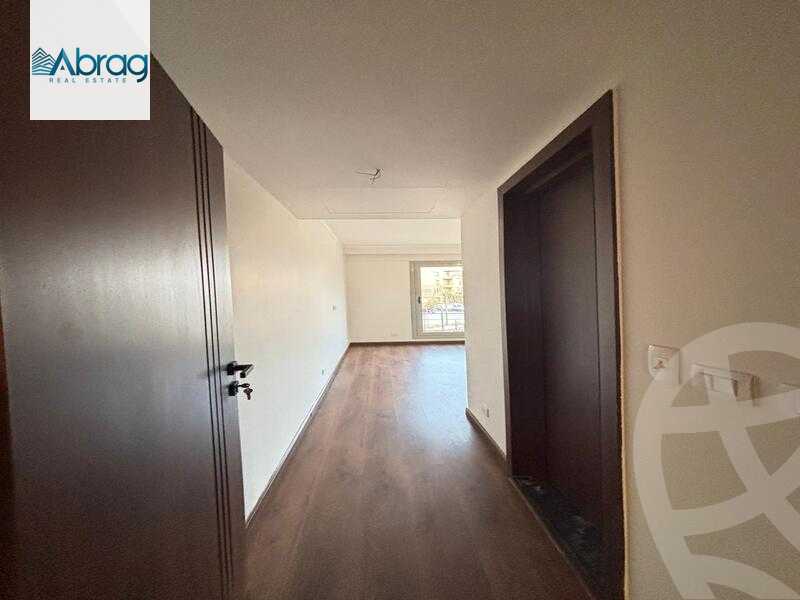 https://aqarmap.com.eg/en/listing/5563898-for-sale-cairo-6th-of-october-compounds-palm-parks