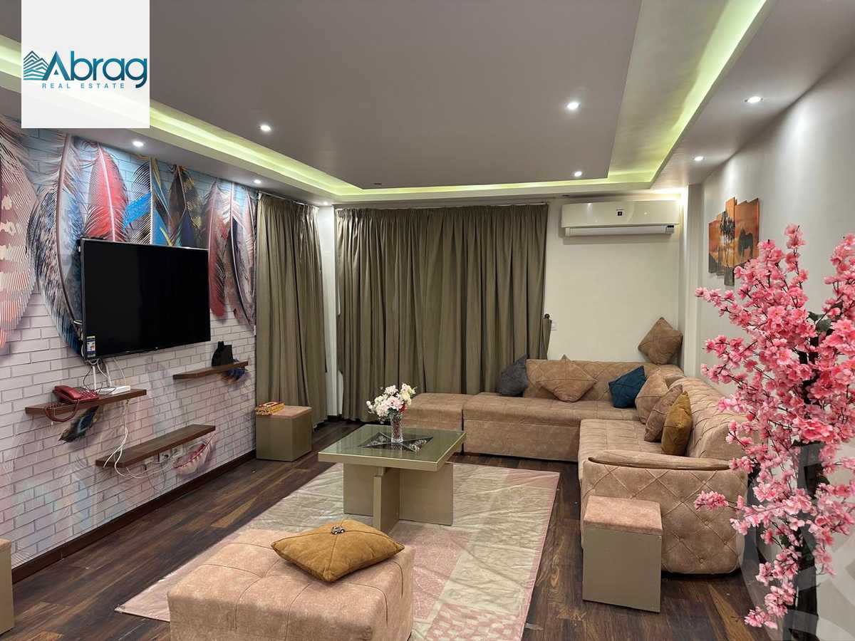 https://aqarmap.com.eg/en/listing/5647869-for-sale-cairo-el-sheikh-zayed-city-compounds-dr-msr