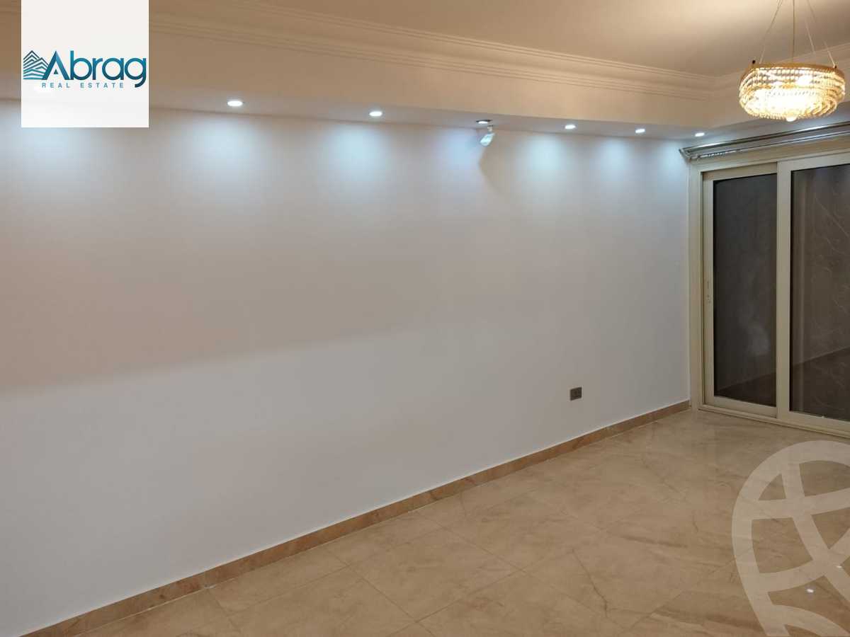 https://aqarmap.com.eg/ar/listing/5661580-for-rent-cairo-6th-of-october-compounds-pyramids-walk