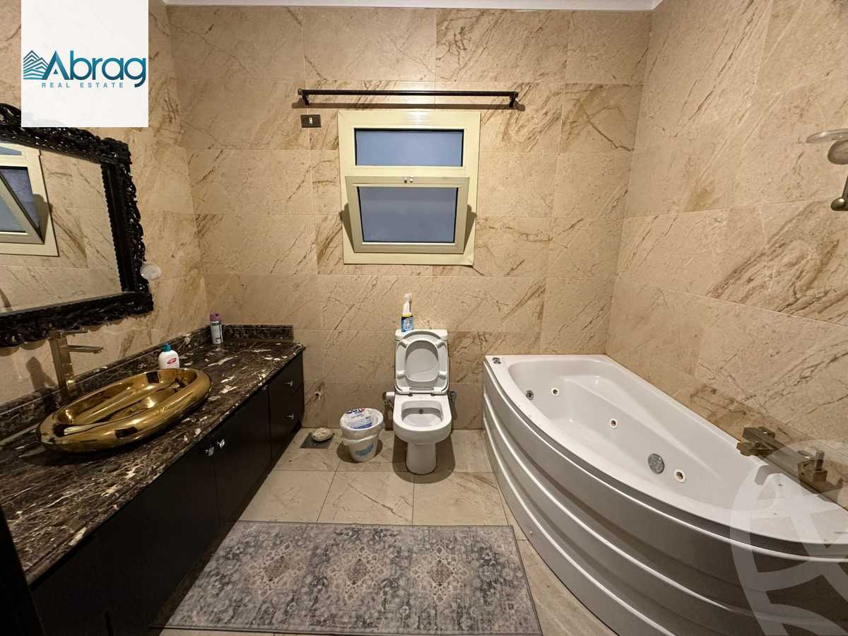 https://aqarmap.com.eg/en/listing/5670884-for-sale-cairo-el-sheikh-zayed-city-el-hay-el-rabeaa-al-mostakbal-st