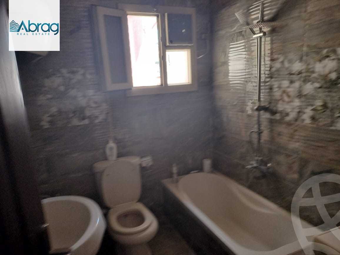 https://aqarmap.com.eg/en/listing/5675148-for-sale-cairo-el-sheikh-zayed-city-compounds-el-yasmeen-compound