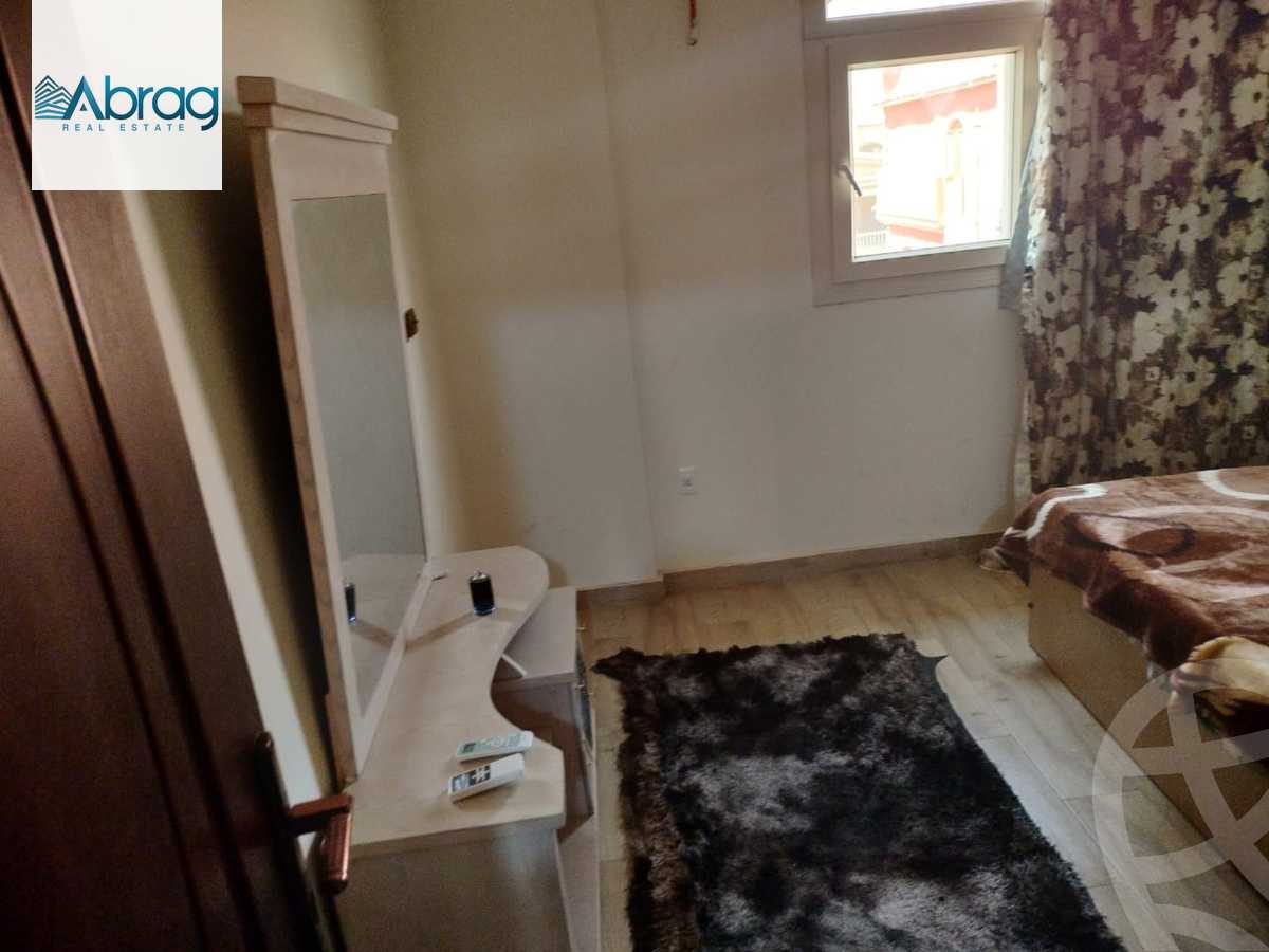 https://aqarmap.com.eg/en/listing/5675148-for-sale-cairo-el-sheikh-zayed-city-compounds-el-yasmeen-compound