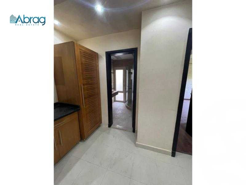 https://aqarmap.com.eg/en/listing/5683850-for-rent-cairo-el-sheikh-zayed-city-compounds-dh-drys