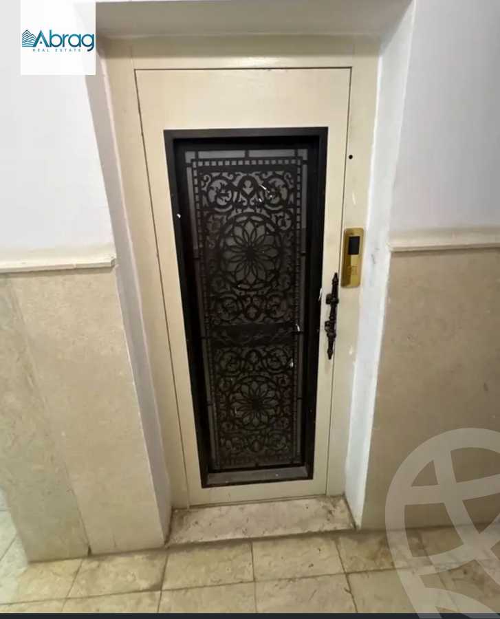 https://aqarmap.com.eg/en/listing/5758862-for-sale-cairo-el-sheikh-zayed-city-compounds-el-khamayel