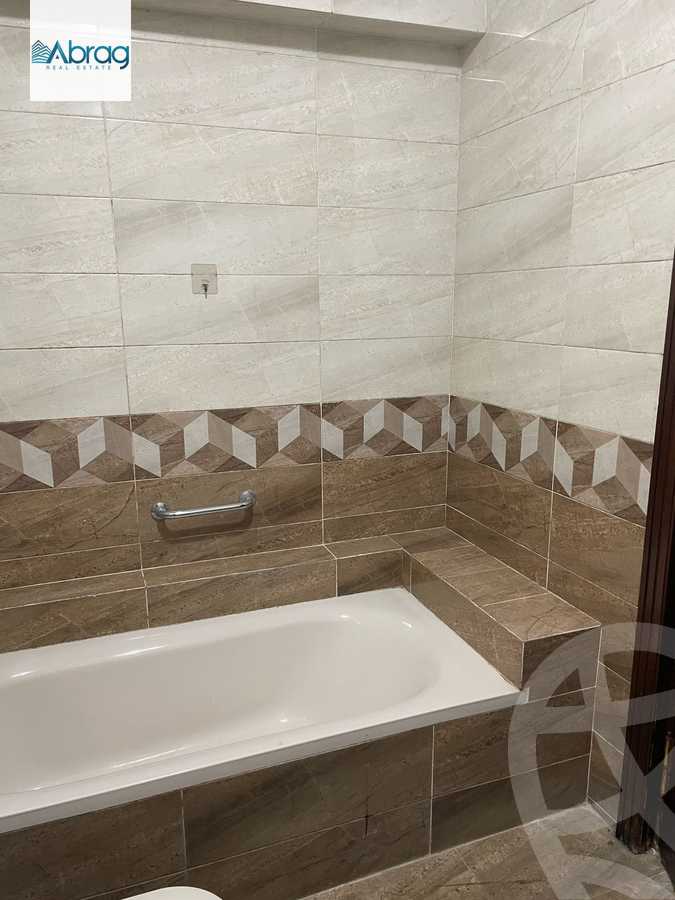 https://aqarmap.com.eg/en/listing/5864041-for-sale-cairo-el-sheikh-zayed-city-small-investor