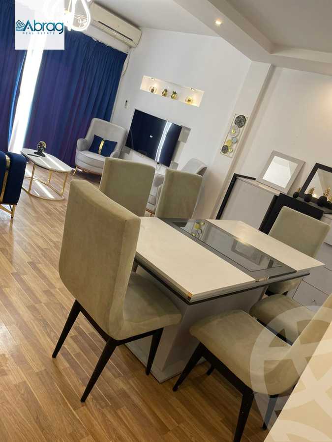 https://aqarmap.com.eg/en/listing/5903626-for-rent-cairo-el-sheikh-zayed-city-compounds-dh-drys