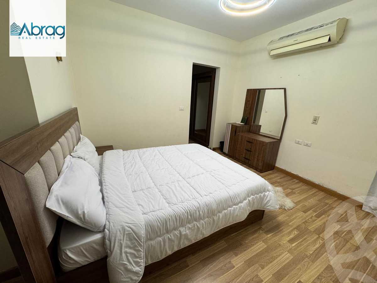 https://aqarmap.com.eg/ar/listing/5903678-for-rent-cairo-el-sheikh-zayed-city-compounds-dh-drys