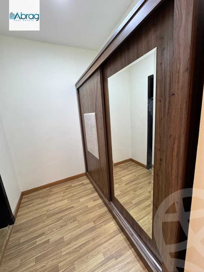 https://aqarmap.com.eg/ar/listing/5903678-for-rent-cairo-el-sheikh-zayed-city-compounds-dh-drys